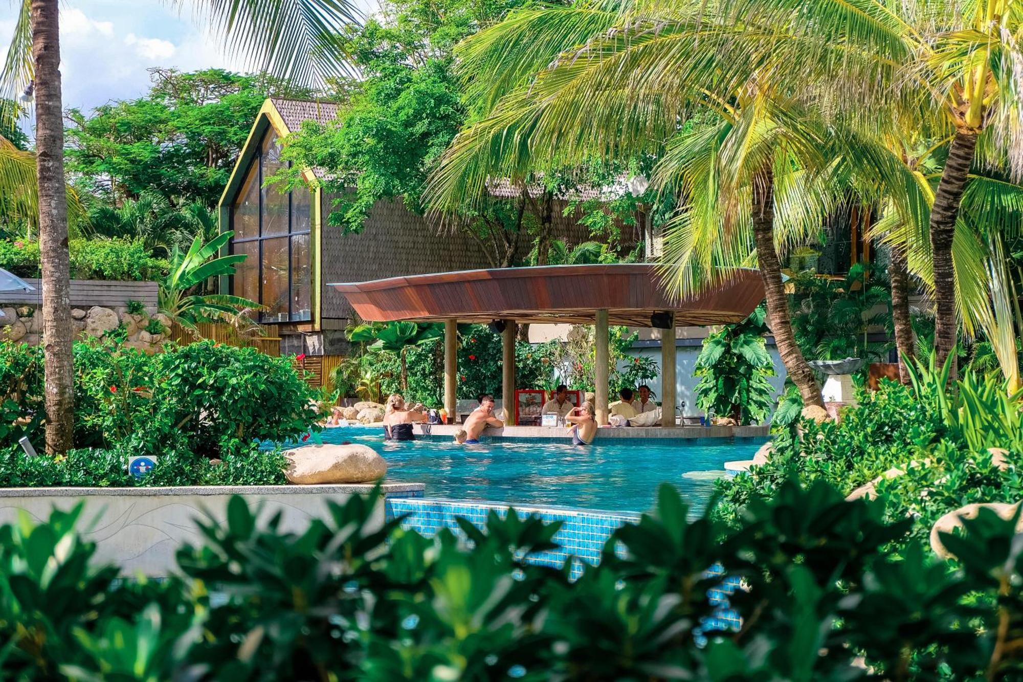 Bali Mandira Beach Resort & Spa Legian Exterior foto